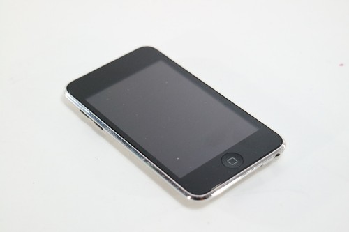 Apple ipod touch 8gb - touch, 2g